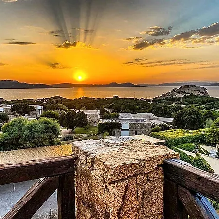 Porto Piccolo Lägenhetshotell Baja Sardinia